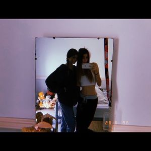 Meet your Posher, Ella